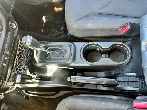 Used 2017 Jeep Wrangler Unlimited Sport w/ Quick Order Package 24S image 20