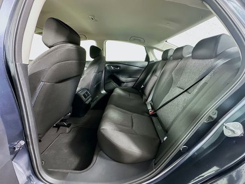 Used 2025 Honda Accord LX image 17