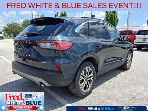 Certified 2022 Ford Escape SEL AWD/4WD image 10