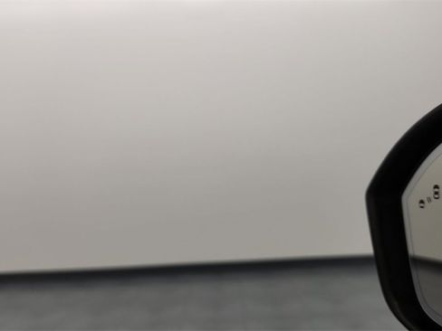 Used 2019 Lincoln Nautilus Reserve image 21