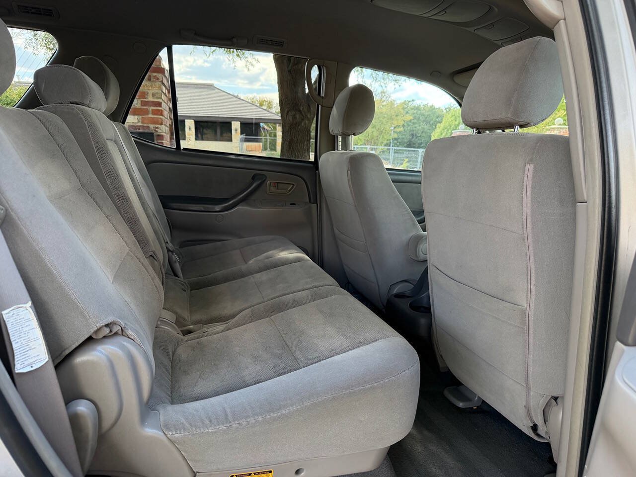 Used 2005 Toyota Sequoia SR5 w/ Towing Pkg RWD image 18