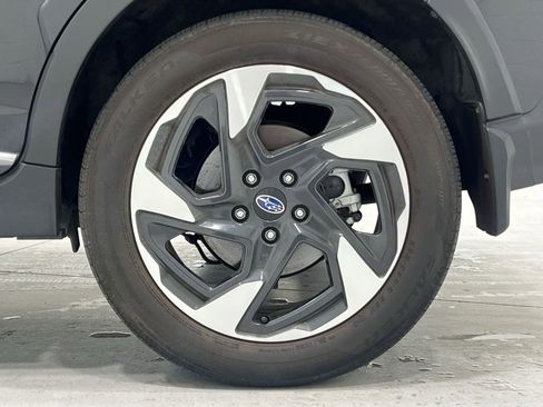 Used 2024 Subaru Crosstrek 2.5i Limited w/ Crosstrek Mirror Package AWD/4WD image 10