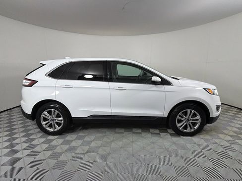 Used 2016 Ford Edge SEL w/ Equipment Group 201A FWD image 4