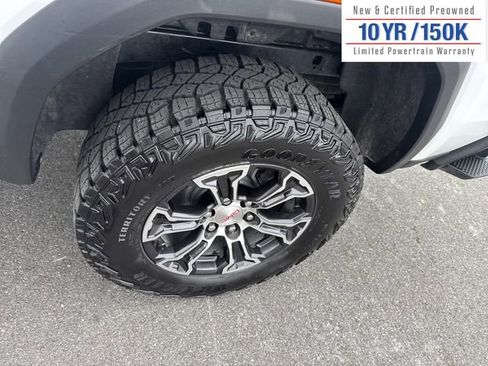 Used 2024 GMC Canyon AT4 w/ AT4 Premium Package image 13