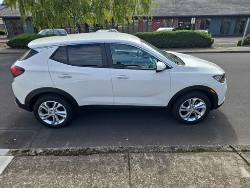 Used 2023 Buick Encore GX Preferred w/ Cold Weather Comfort Package AWD/4WD image 6