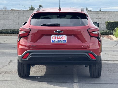 New 2026 Chevrolet Trax RS w/ Driver Confidence Package image 6
