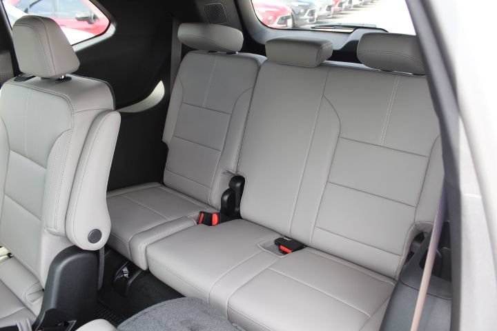 New 2026 GMC Acadia Elevation w/ Elevation Premium Package FWD image 11
