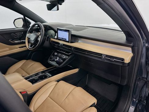 Used 2022 Lincoln Corsair Reserve w/ Equipment Group 201A image 31