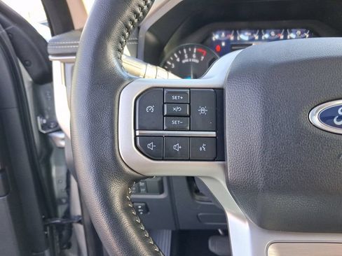 Used 2022 Ford Expedition XLT RWD image 17