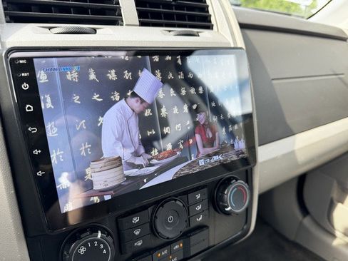 Used 2012 Ford Escape XLT FWD image 28