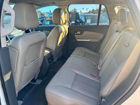 Used 2013 Ford Edge SEL FWD image 10