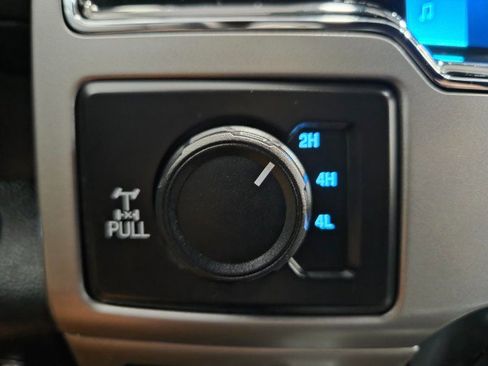 Used 2022 Ford F250 Lariat w/ Lariat Ultimate Package AWD/4WD image 53