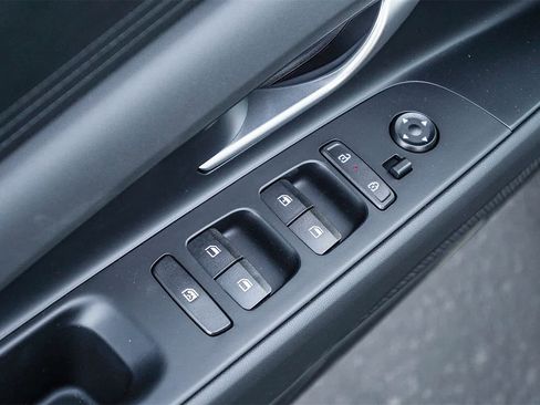 New 2026 Hyundai Elantra SE image 23