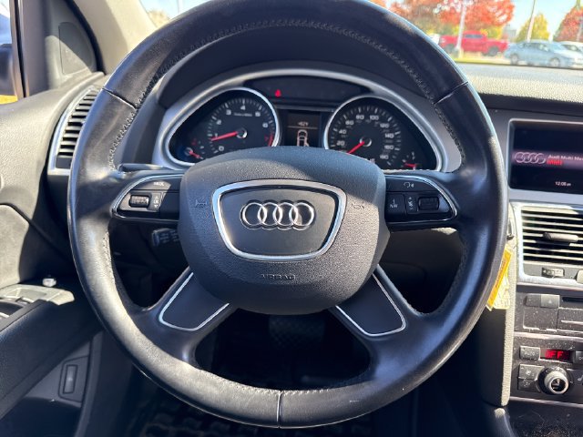 Used 2013 Audi Q7 3.0T Premium AWD/4WD image 19