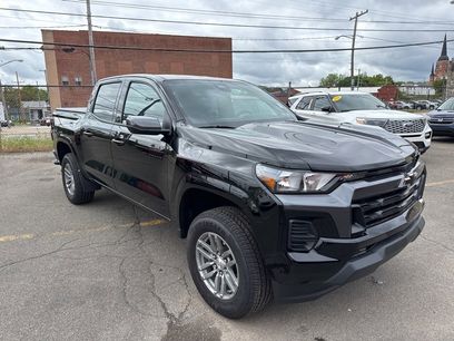 Certified 2024 Chevrolet Colorado LT w/ LPO, Dark Essentials Package