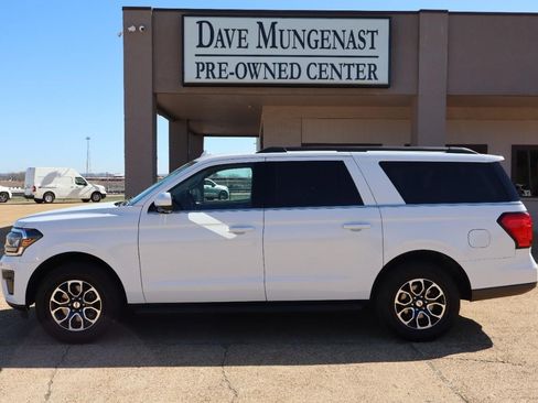 Used 2022 Ford Expedition Max XLT AWD/4WD image 2