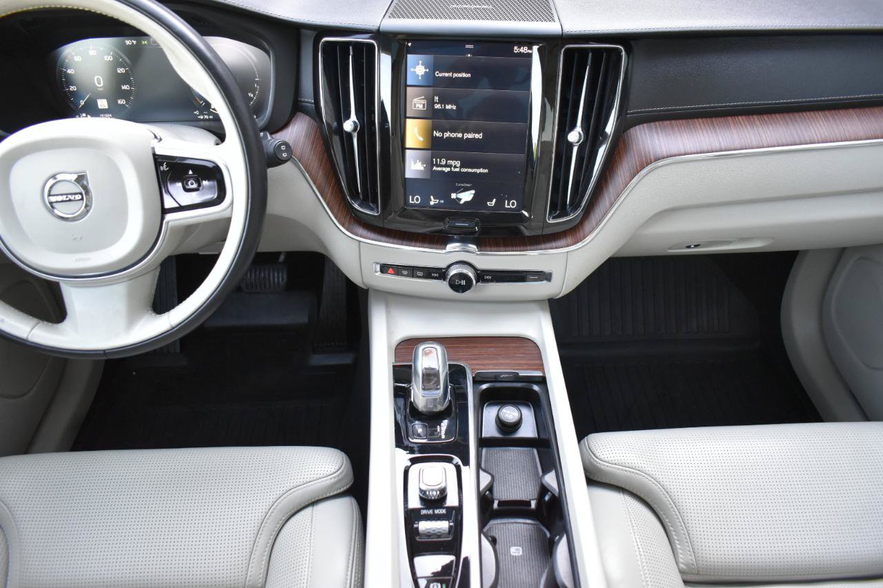Used 2019 Volvo XC60 T8 Inscription w/ Advanced Package AWD/4WD image 19