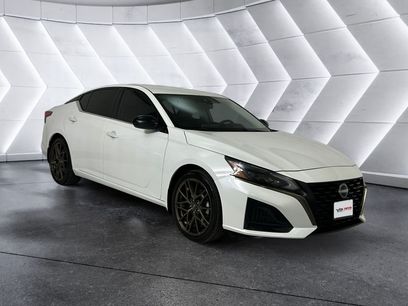 Used 2025 Nissan Altima 2.5 SR