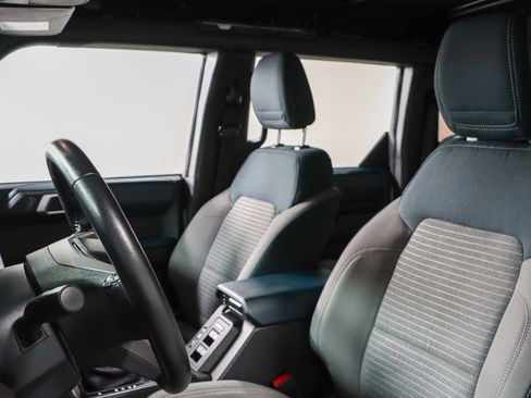 Used 2022 Ford Bronco Outer Banks image 24