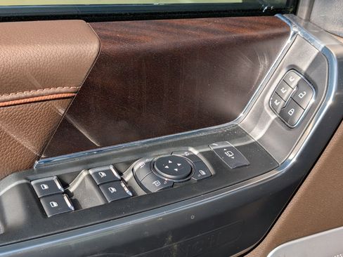 New 2025 Ford F250 King Ranch w/ Chrome Package image 23