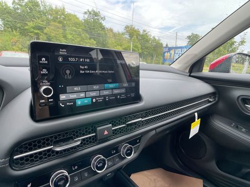 New 2025 Honda HR-V EX-L image 16