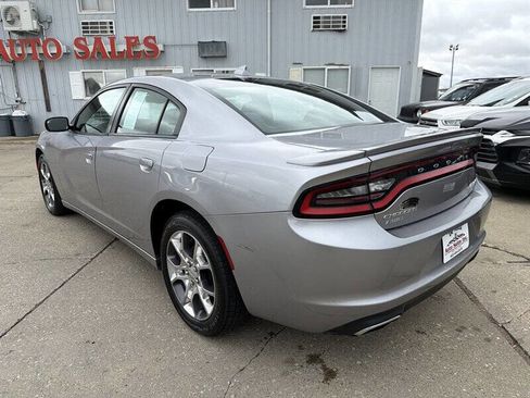 Used 2016 Dodge Charger SXT w/ Rallye Group image 4