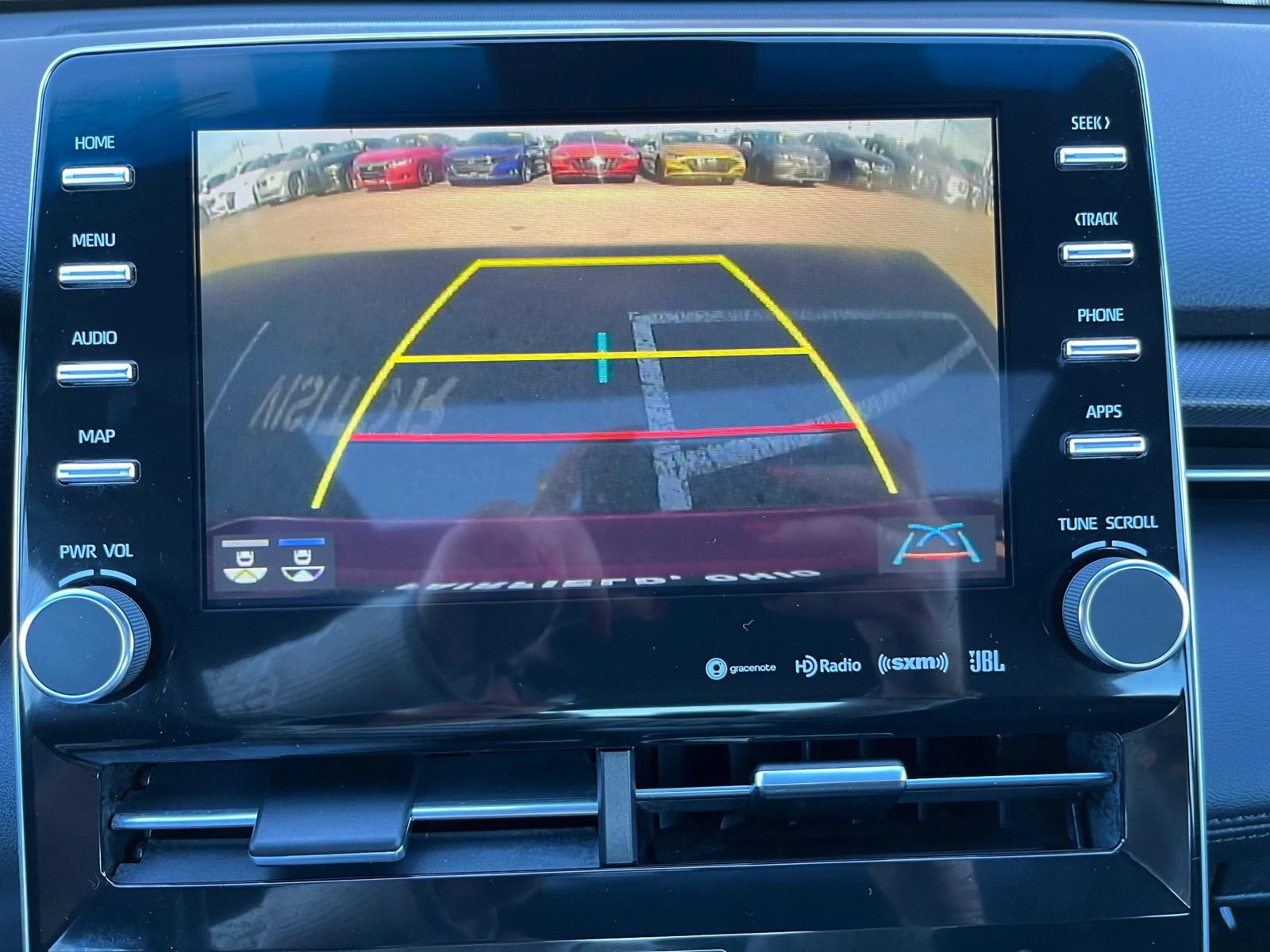 Used 2019 Toyota Avalon XSE FWD image 19