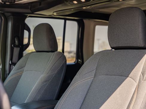 Used 2024 Jeep Wrangler Unlimited w/ Convenience Group image 22