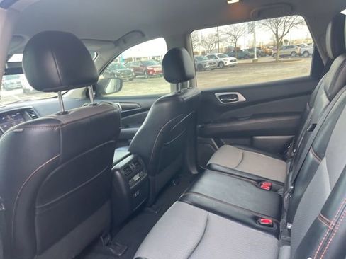 Used 2020 Nissan Pathfinder SV w/ Rock Creek Edition image 12