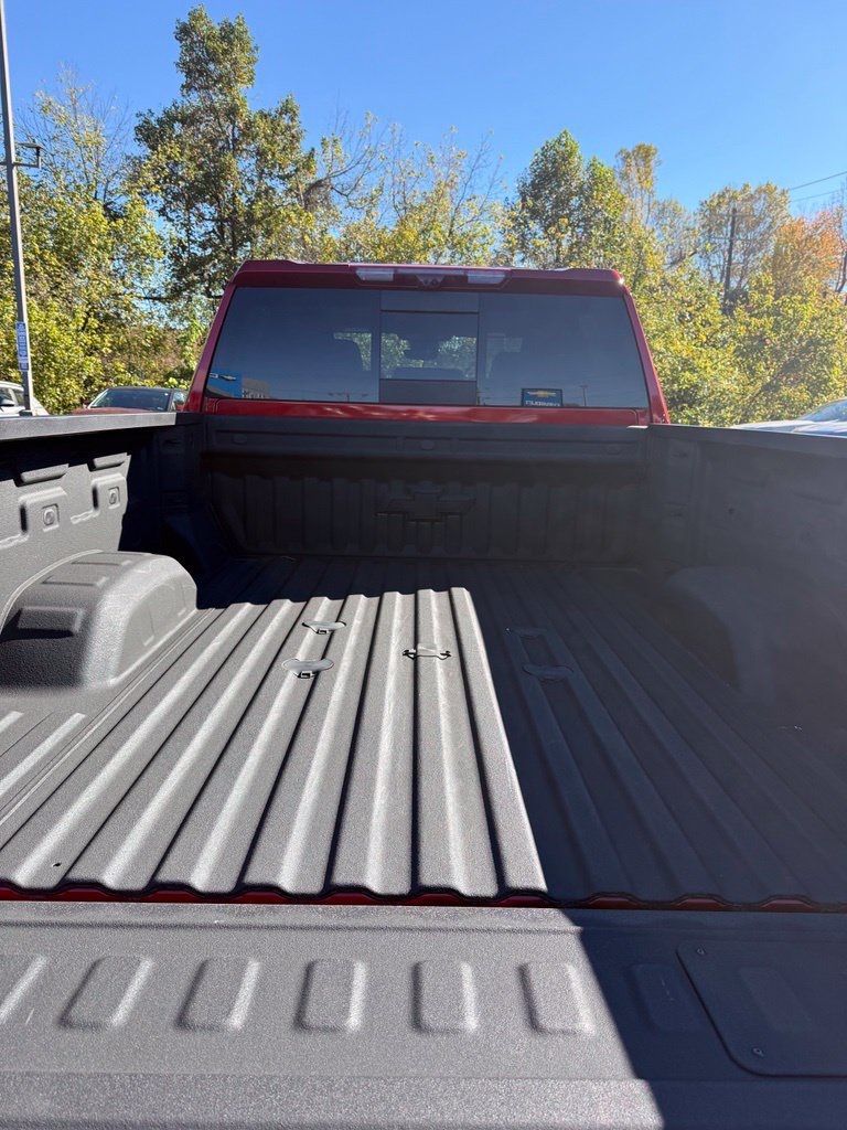 Used 2025 Chevrolet Silverado 2500 High Country w/ High Country Premium Package AWD/4WD image 19