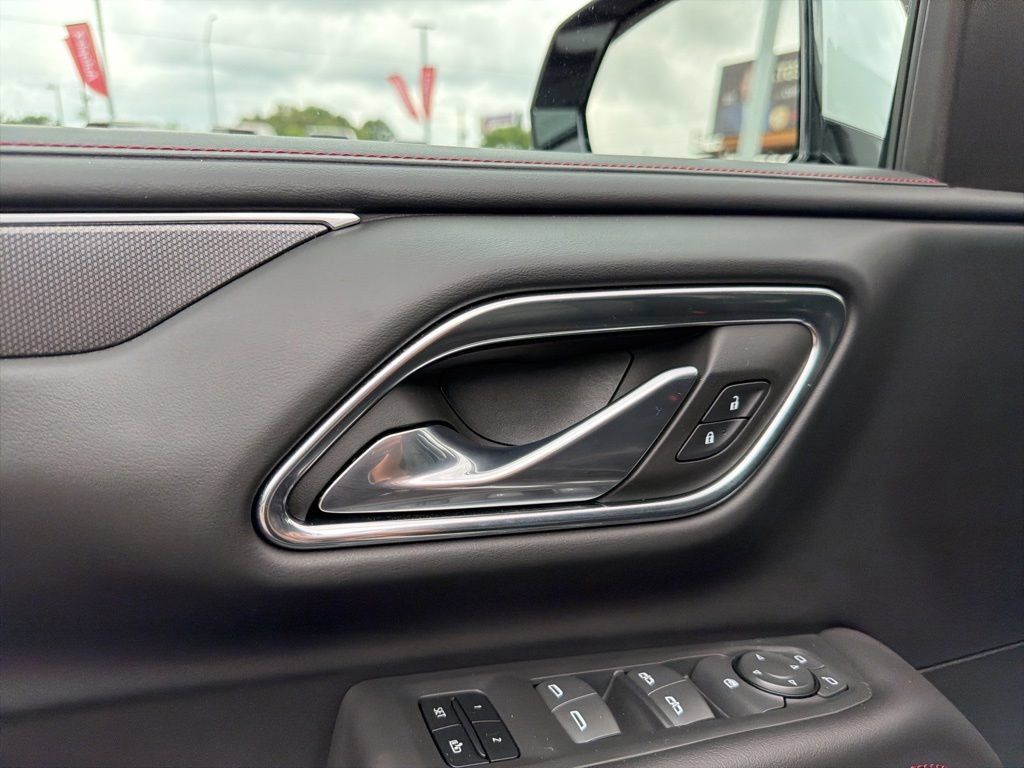 Used 2023 Chevrolet Tahoe RST AWD/4WD image 13