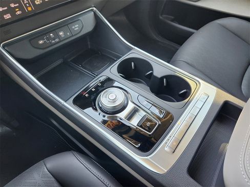 New 2026 Kia Carnival EX image 15