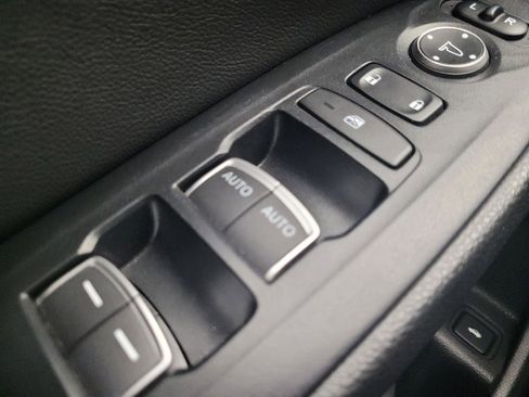 Used 2019 Honda Accord EX image 27