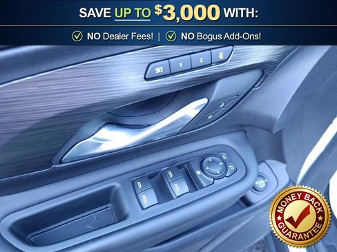 Used 2024 GMC Terrain SLT image 16