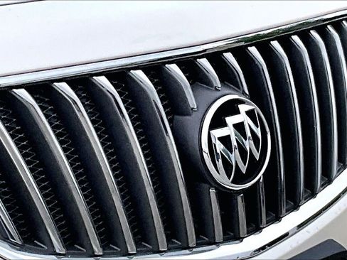 Used 2013 Buick Regal Premium FWD image 11