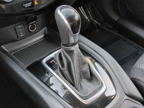 Used 2017 Nissan Rogue Sport SV w/ SV All-Weather Package image 30