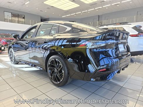 New 2026 Nissan Sentra SR w/ Floor Mat Package FWD image 2