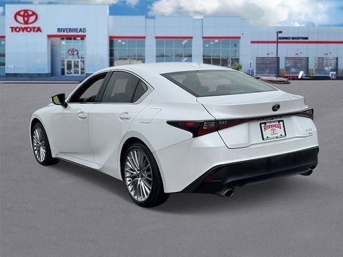 Used 2023 Lexus IS 300 AWD w/ Premium Package image 5