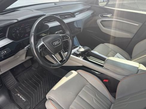 Used 2024 Audi Q8 e-tron Prestige w/ Prestige Package AWD/4WD image 8