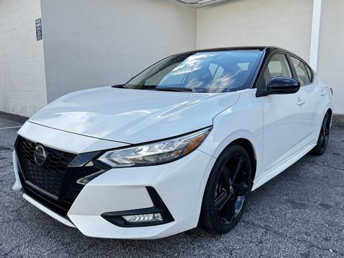 Used 2022 Nissan Sentra SR w/ Midnight Edition image 6