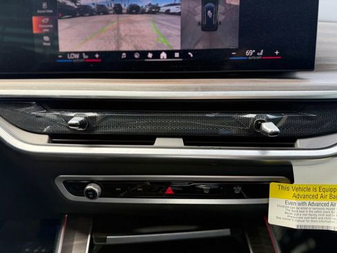 Used 2024 BMW X5 xDrive50e w/ Premium Package image 18