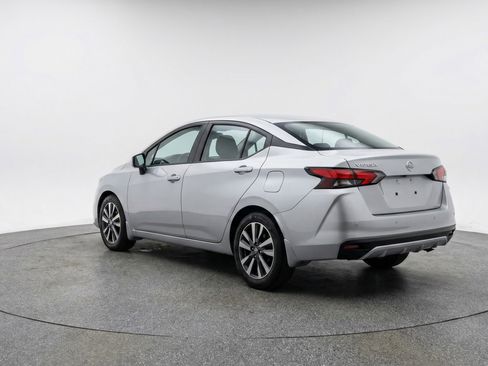 Used 2025 Nissan Versa SV FWD image 6