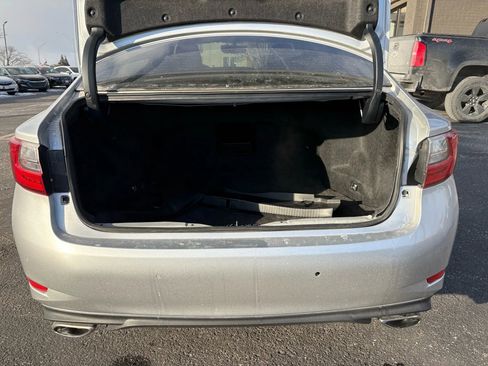 Used 2016 Lexus ES 350 ES 350 Sedan 4D image 9