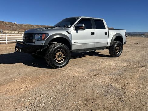 Used 2012 Ford F150 Raptor w/ Raptor Luxury Pkg image 4