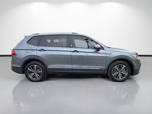 Used 2024 Volkswagen Tiguan Wolfsburg Edition FWD image 2