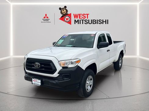 Used 2021 Toyota Tacoma SR RWD image 1