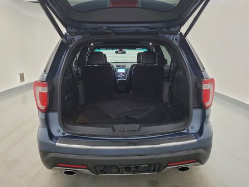 Used 2018 Ford Explorer Limited w/ Equipment Group 301A FWD image 29