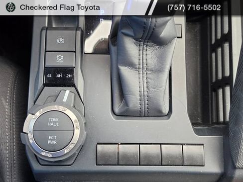 Used 2024 Toyota Tacoma SR5 AWD/4WD image 16