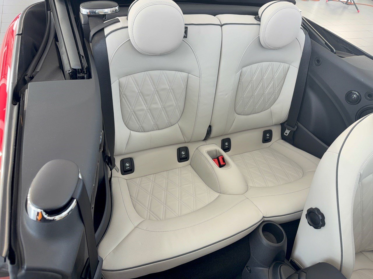 Certified 2024 MINI Cooper S FWD image 29