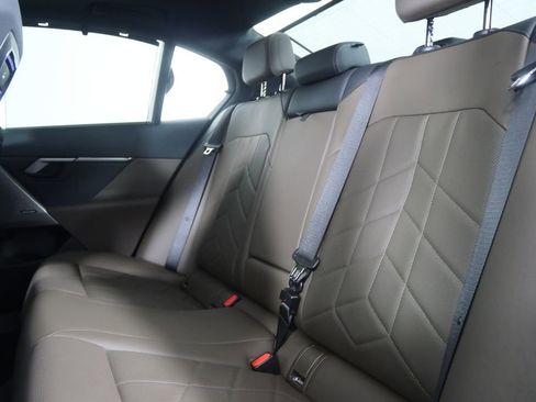 Certified 2025 BMW 530i RWD image 15